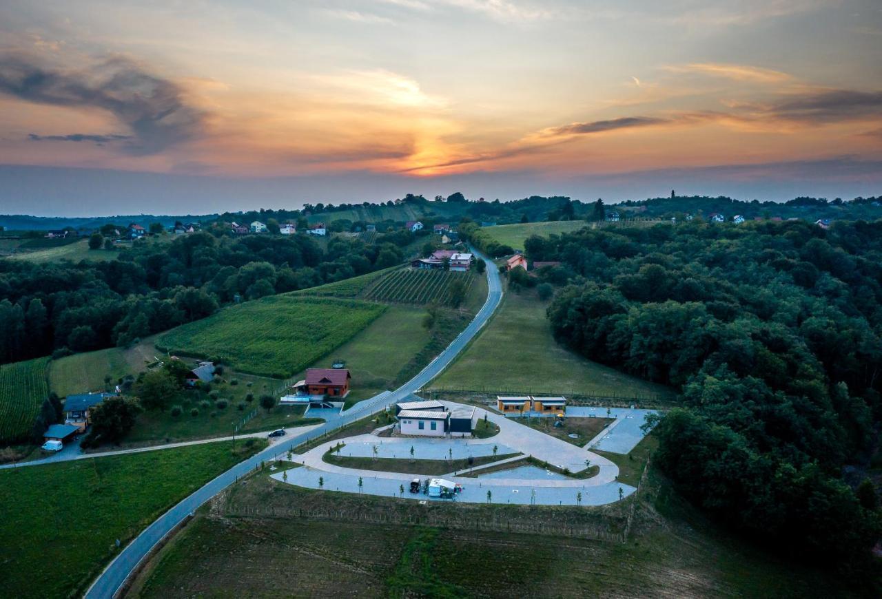 Wine Camp Hazic Hotel Sveti Martin Na Muri Eksteriør billede